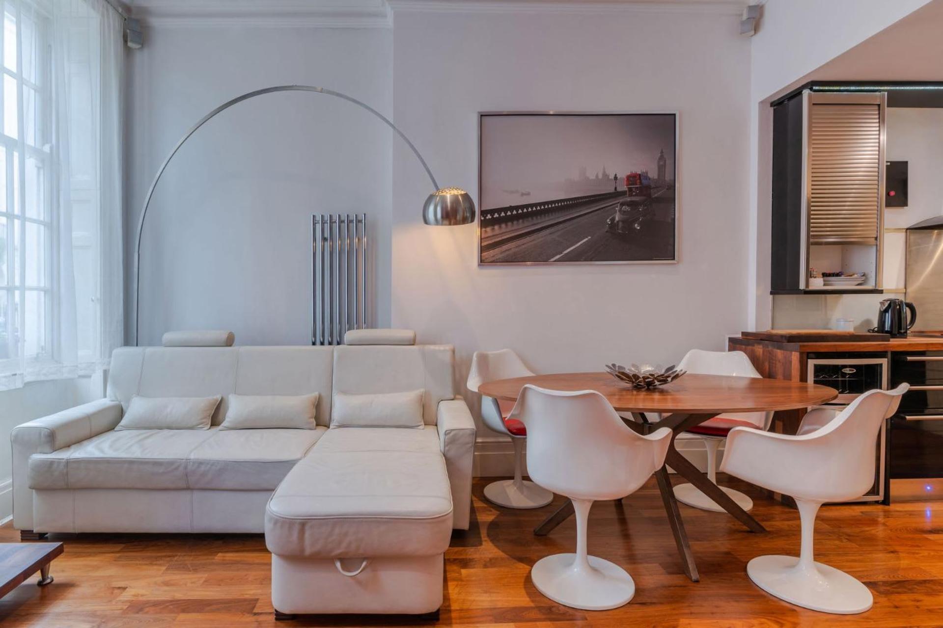 The "Red Room Apartment" - Fitzrovia - By Frankie Says London Exteriör bild