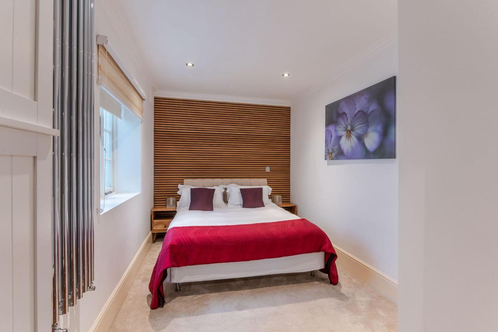 The "Red Room Apartment" - Fitzrovia - By Frankie Says London Exteriör bild