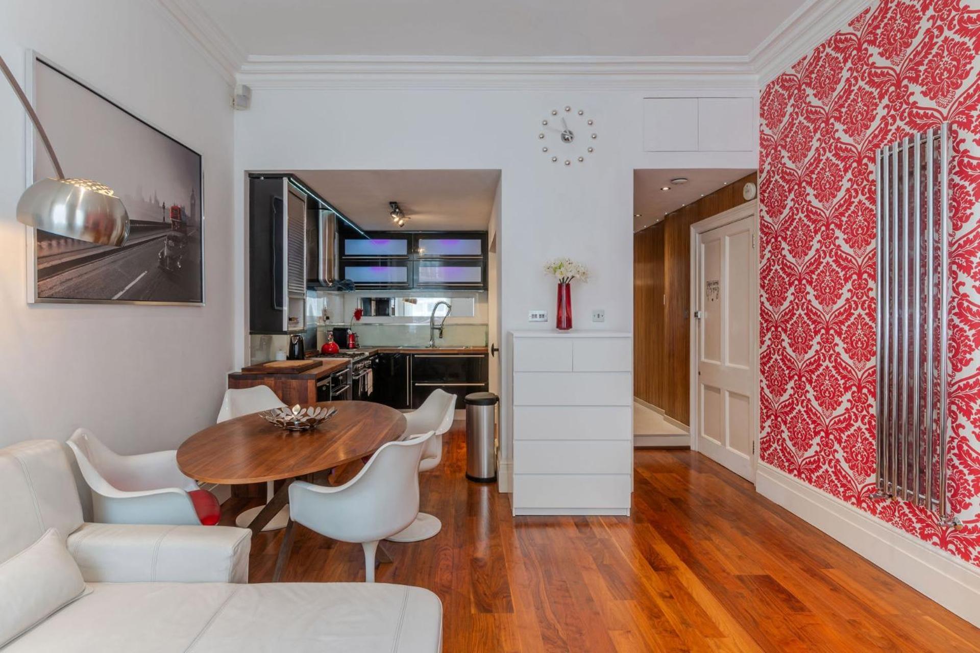 The "Red Room Apartment" - Fitzrovia - By Frankie Says London Exteriör bild